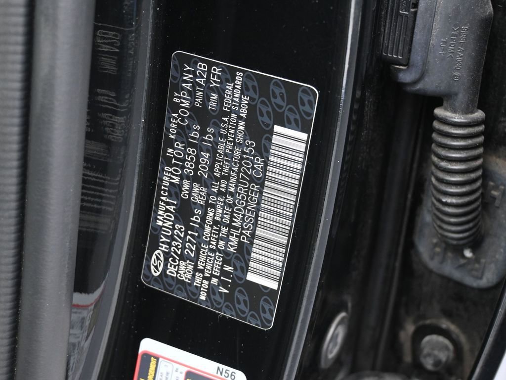 Used 2024 Hyundai Elantra SEL image 17