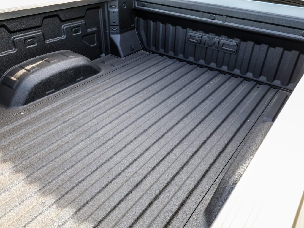 New 2026 GMC Sierra 2500 SLE image 13