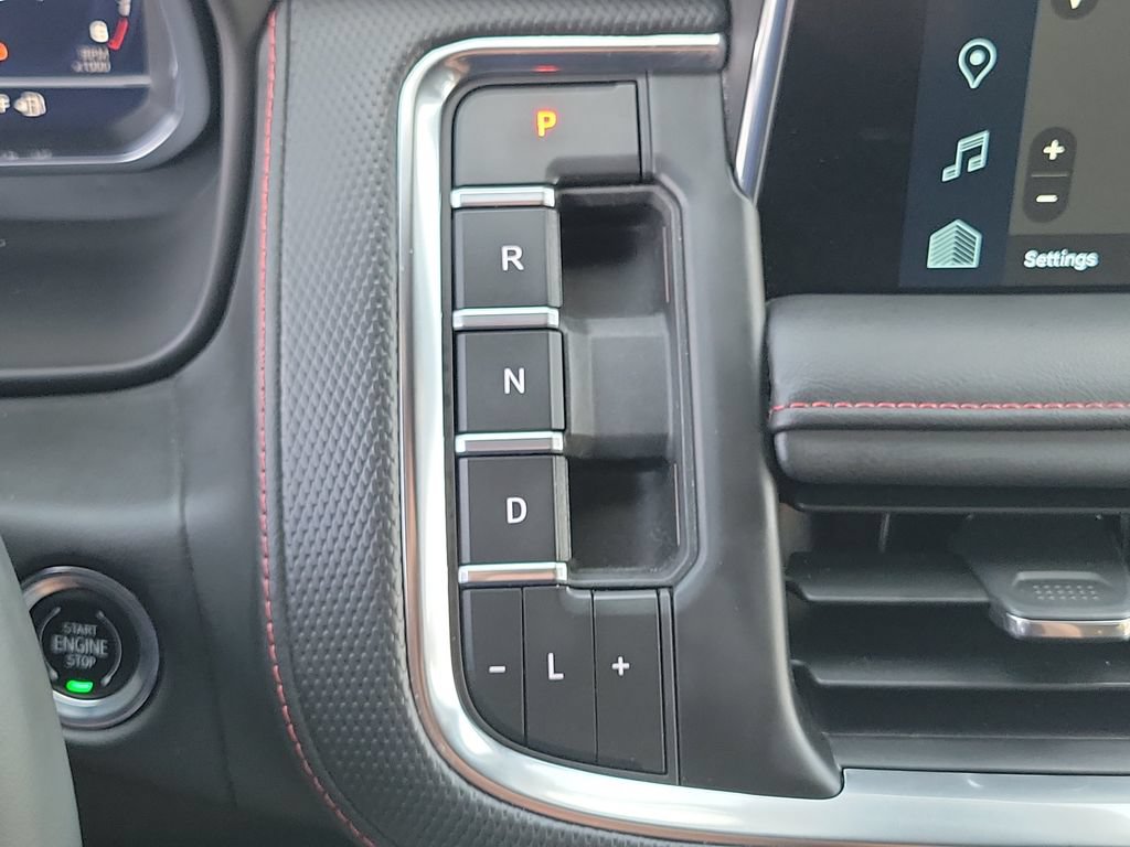 Used 2023 Chevrolet Tahoe RST w/ Luxury Package AWD/4WD image 12