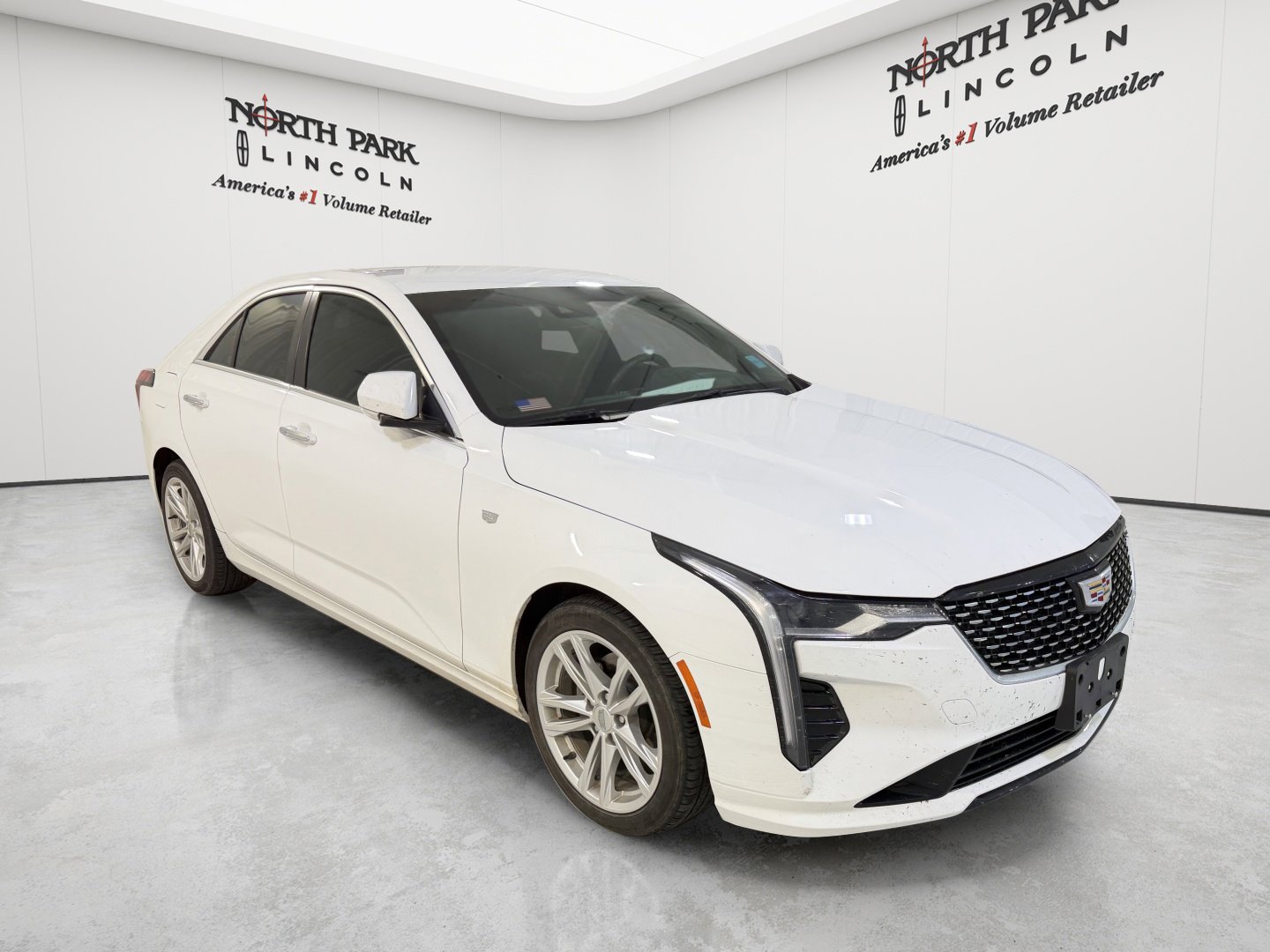 Used 2024 Cadillac CT4 Luxury w/ Cold Weather Package RWD image 7