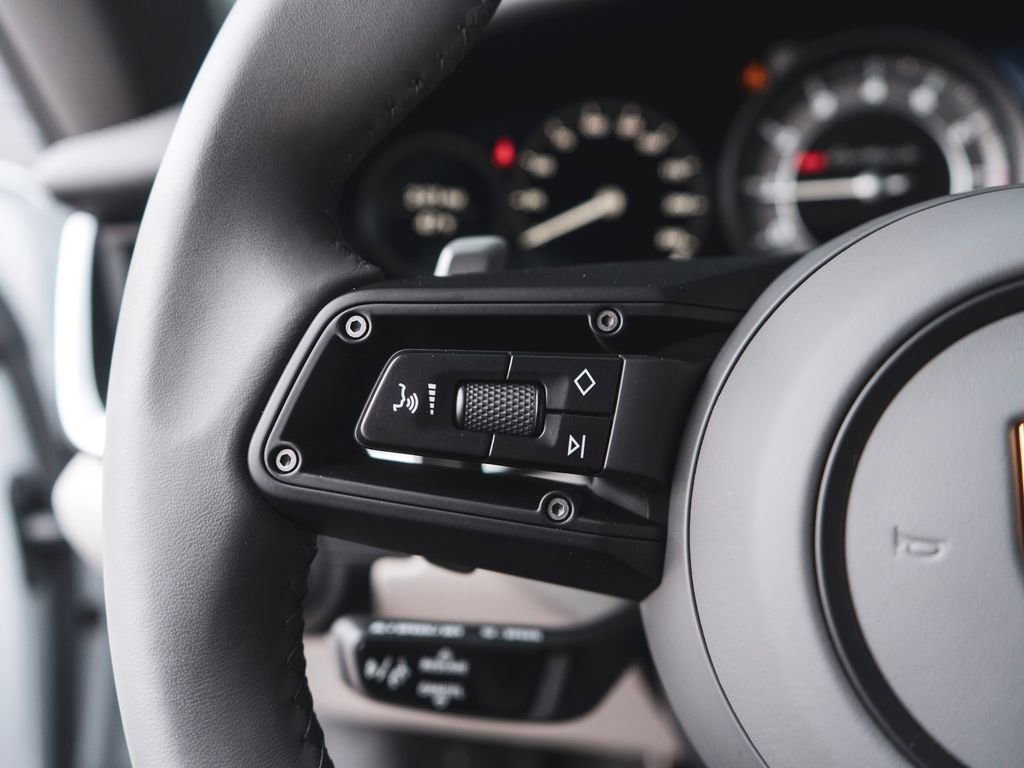 Used 2025 Porsche 911 Turbo S image 17