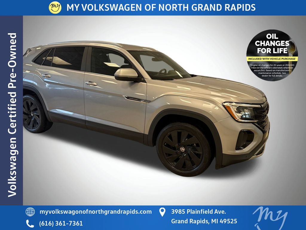 Used 2024 Volkswagen Atlas Cross Sport SE AWD/4WD image 1