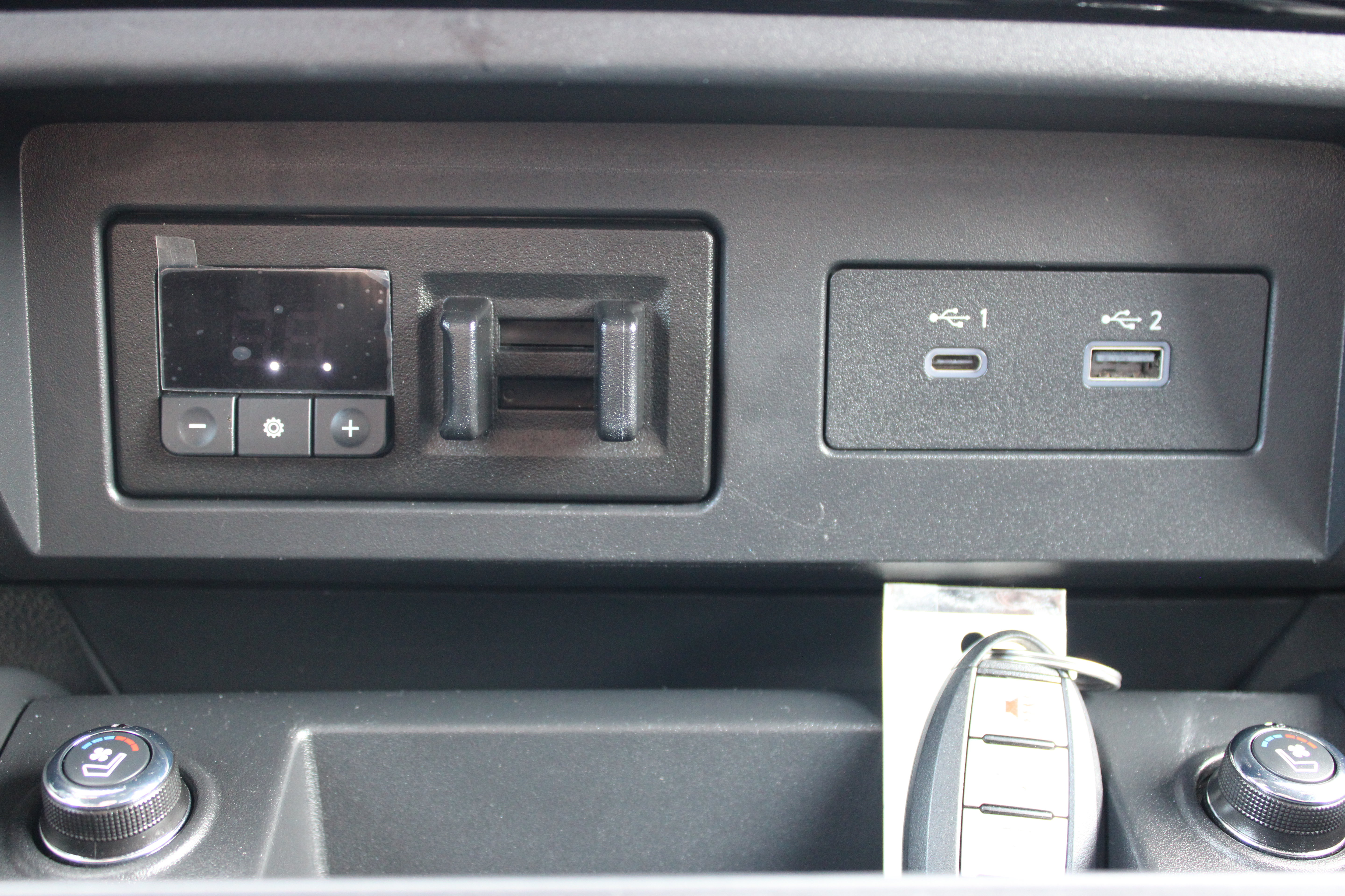 Certified 2024 Nissan Titan PRO-4X w/ Pro-4x Convenience Package AWD/4WD image 20