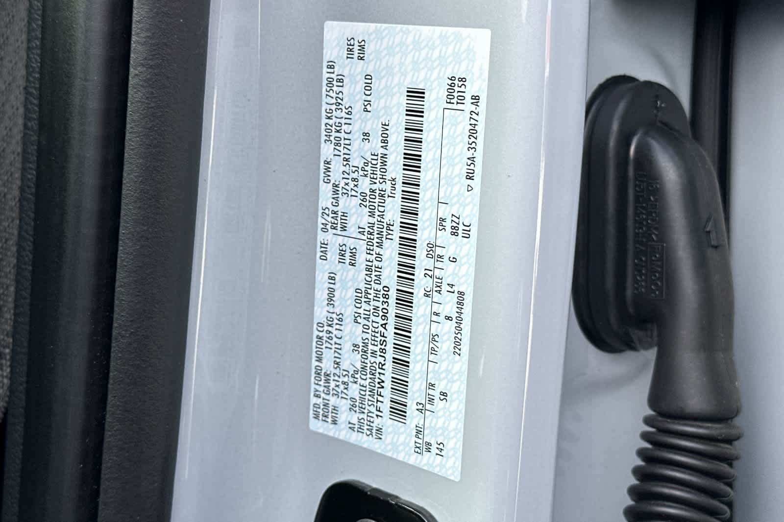 Used 2025 Ford F150 Raptor w/ Equipment Group 803A Raptor R AWD/4WD image 33