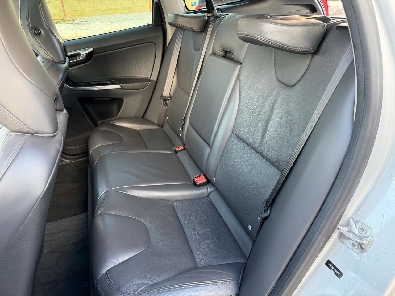 Used 2014 Volvo XC60 T6 image 15