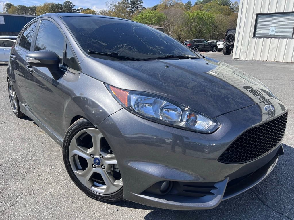 Used 2016 Ford Fiesta ST image 2