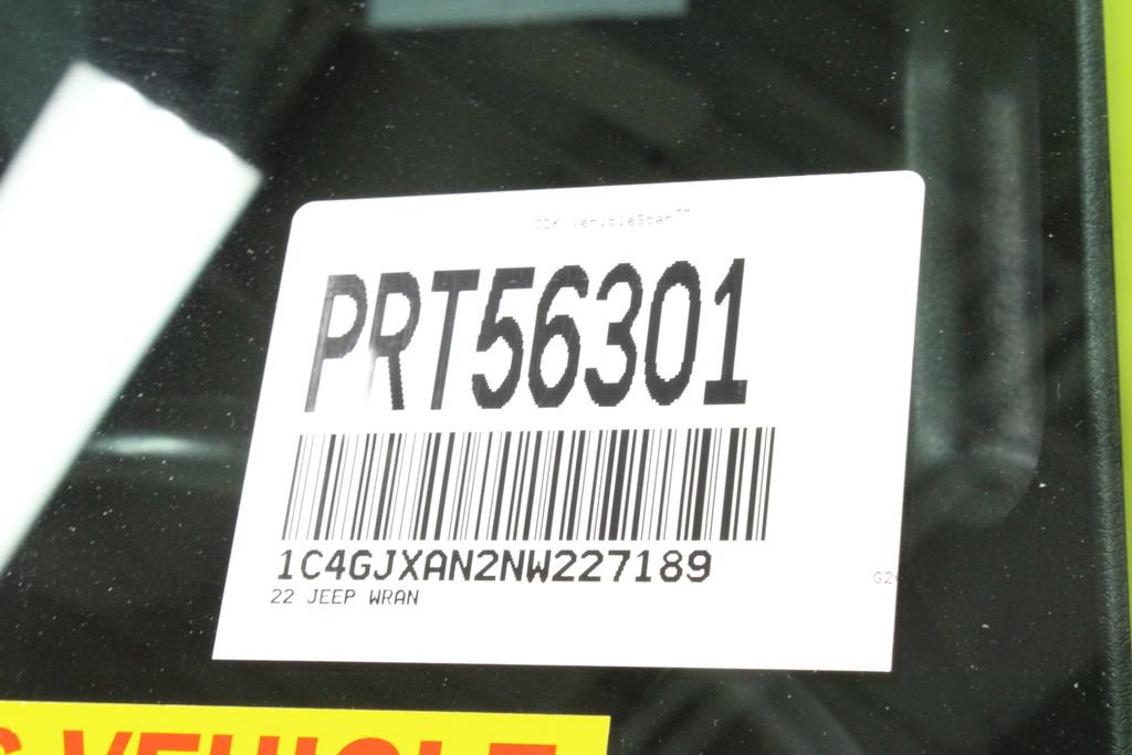 Used 2022 Jeep Wrangler Sport AWD/4WD image 30