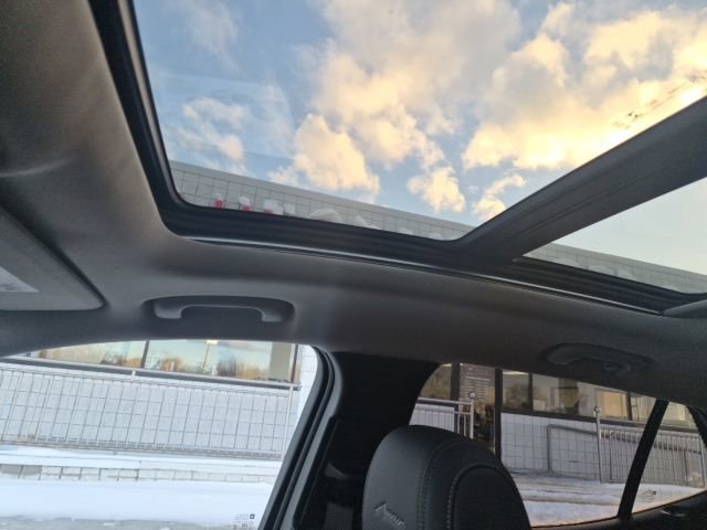 Used 2024 Buick Encore GX Avenir w/ Avenir Technology Package image 23