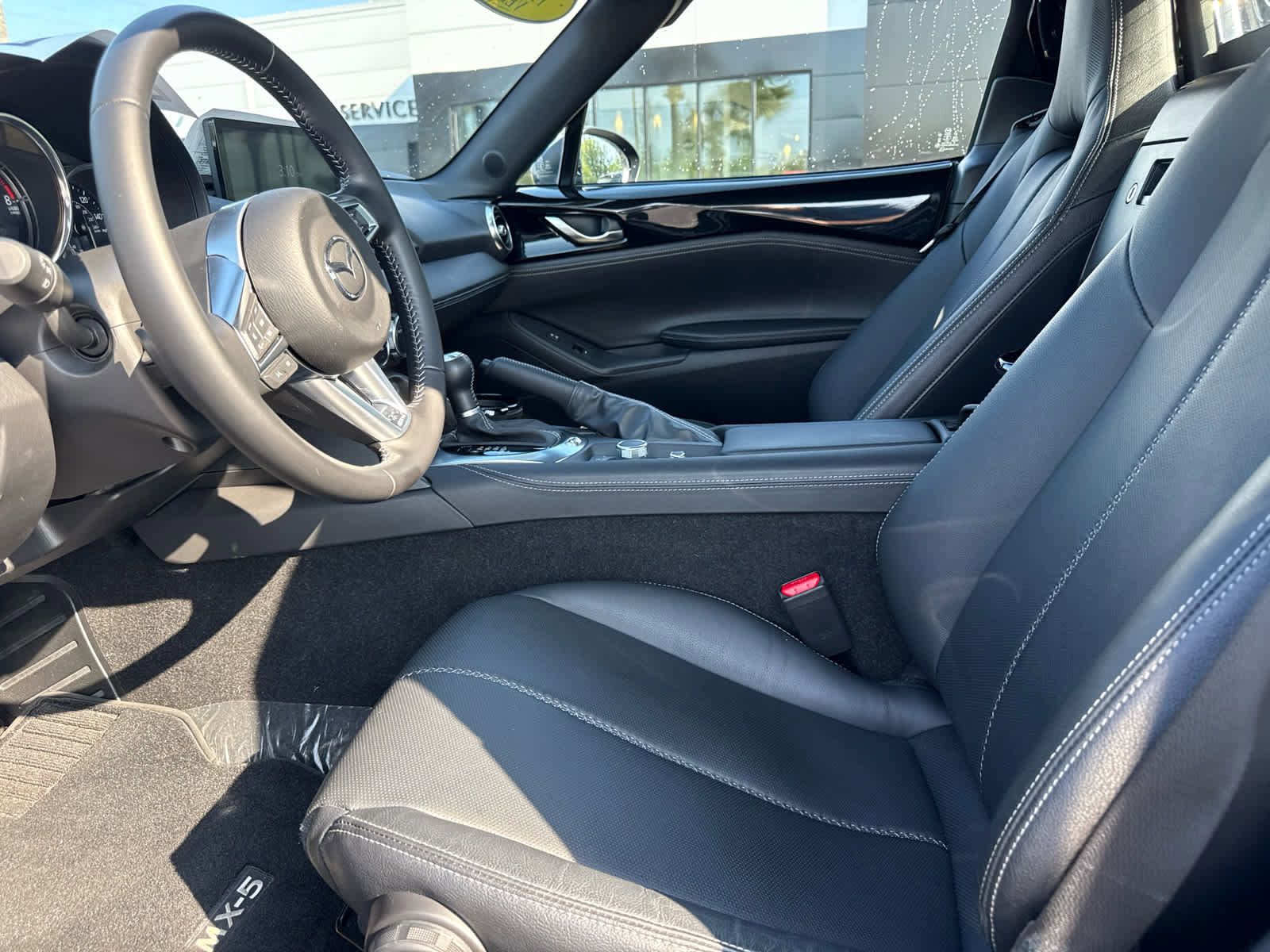 Used 2025 MAZDA MX-5 Miata RF Grand Touring image 5
