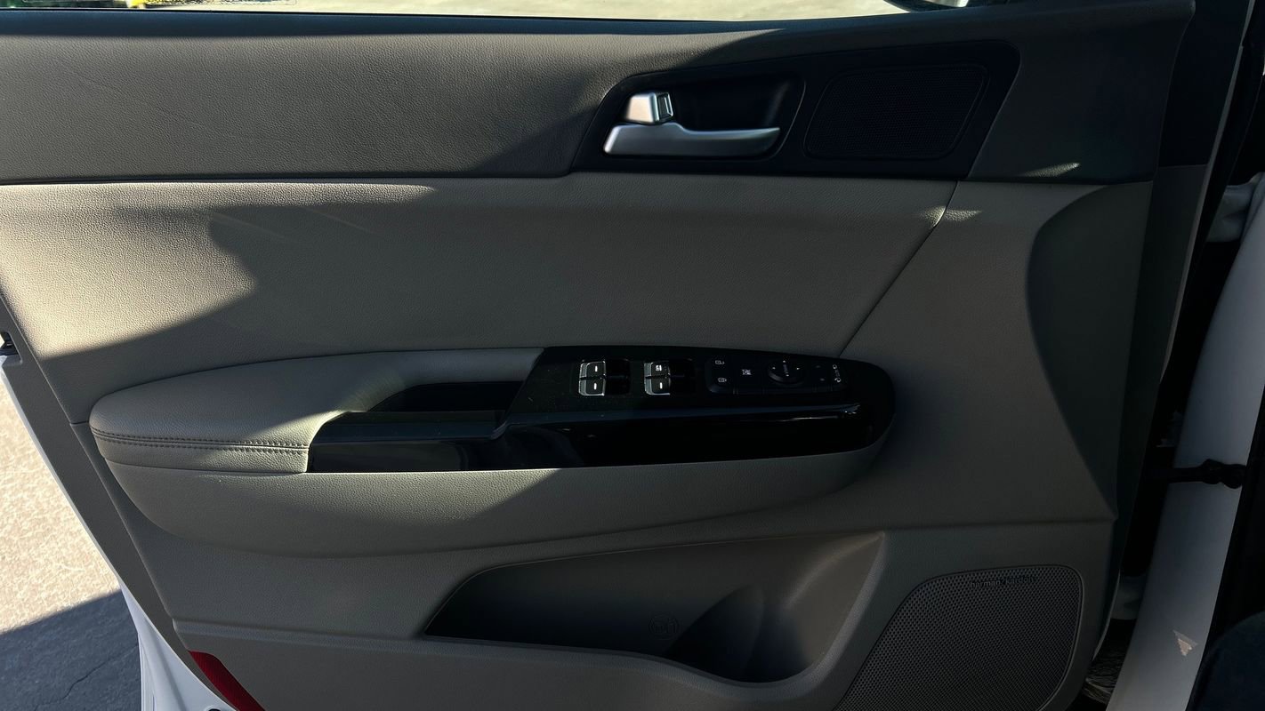 Used 2018 Kia Sportage SX image 24