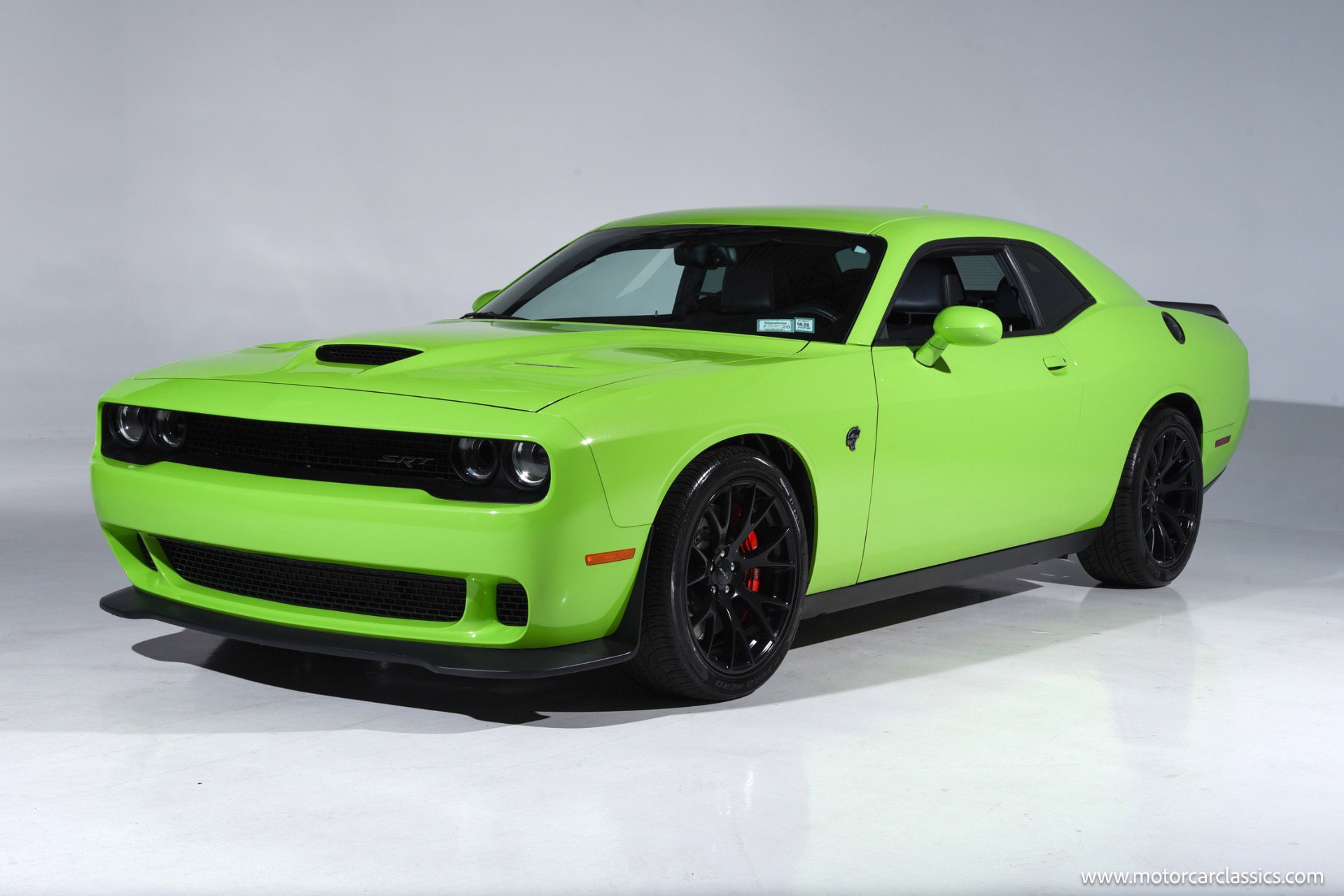 Used 2015 Dodge Challenger SRT Hellcat image 3