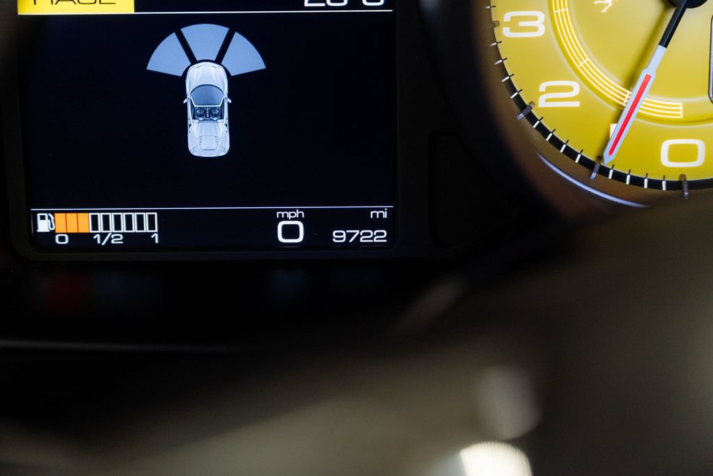 Used 2018 Ferrari 488 Spider RWD image 63