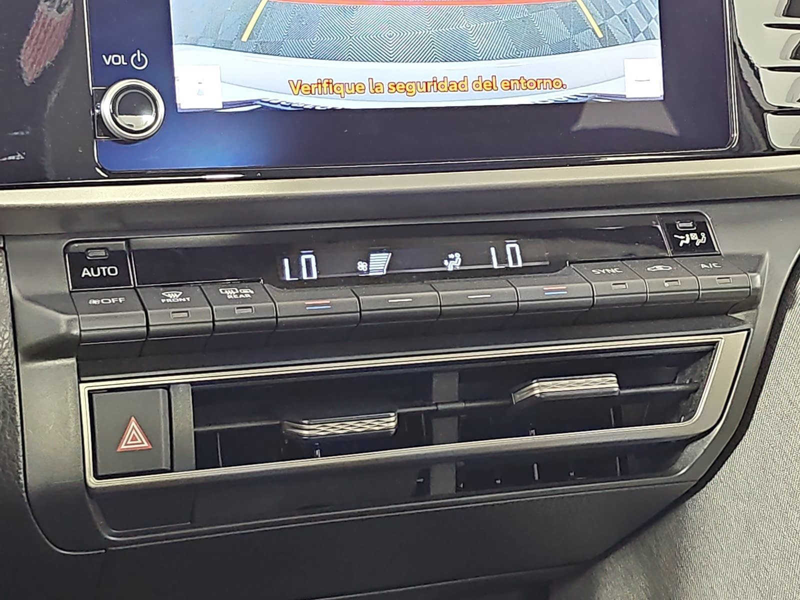 Used 2026 Toyota Camry LE FWD image 21