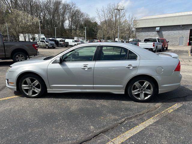 Used 2010 Ford Fusion Sport image 2