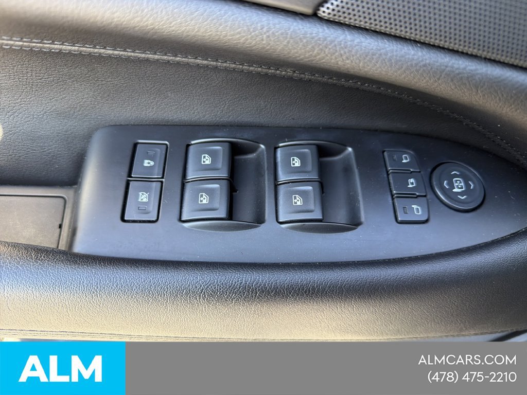 Used 2015 Cadillac Escalade Luxury RWD image 20