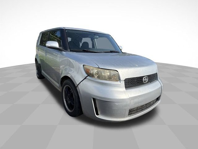 Used 2010 Scion xB FWD image 1