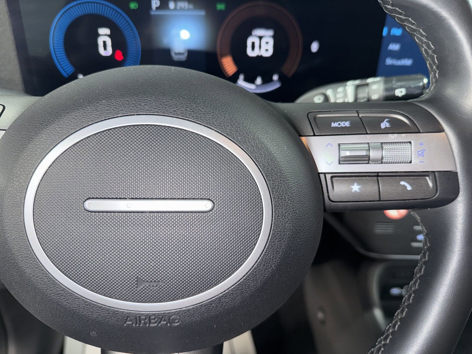 Used 2025 Hyundai Kona SEL image 28