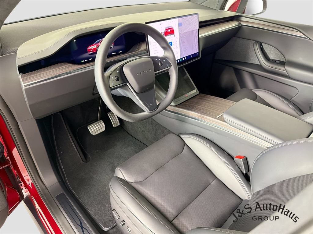 Used 2026 Tesla Model X AWD/4WD image 9