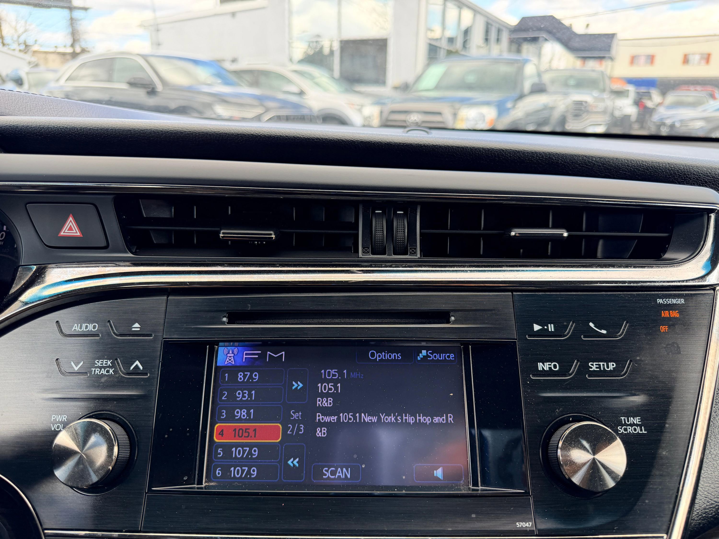 Used 2014 Toyota Avalon XLE Premium FWD image 35
