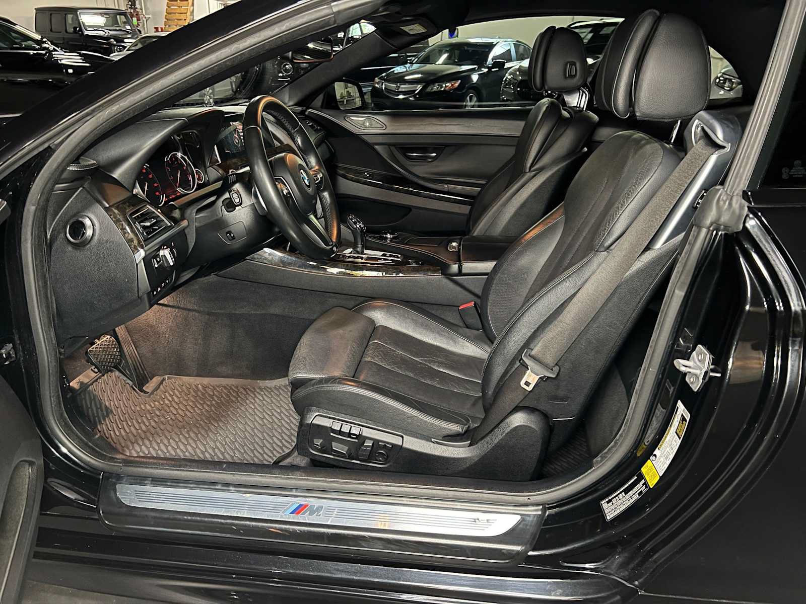 Used 2016 BMW 640i Convertible RWD image 18