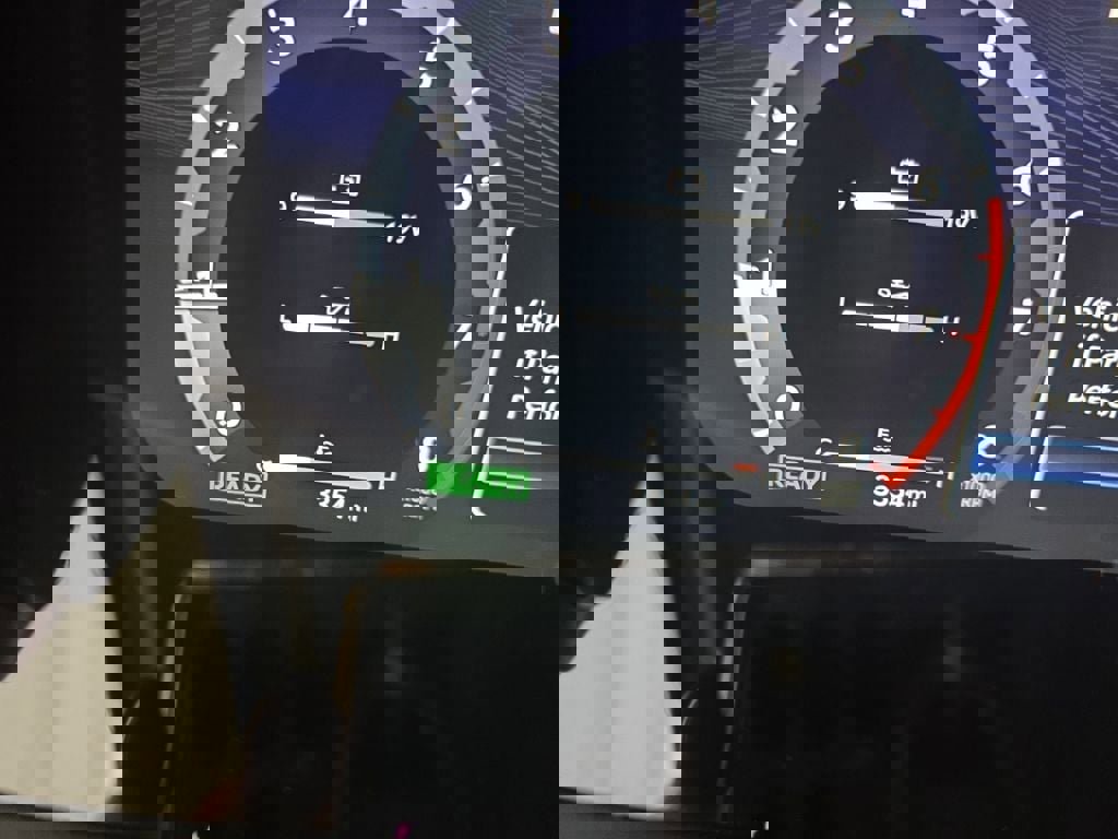 Used 2025 Toyota Tacoma Trailhunter image 18