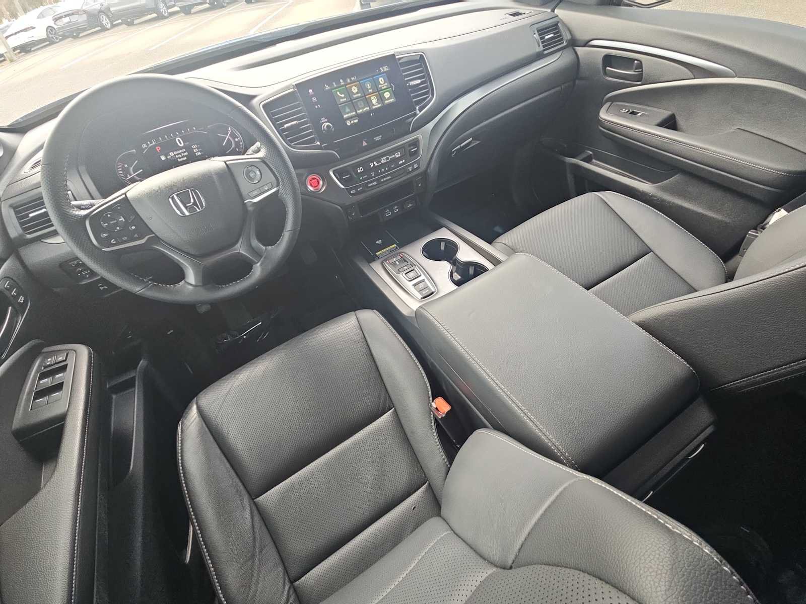 Used 2025 Honda Passport EX-L image 23