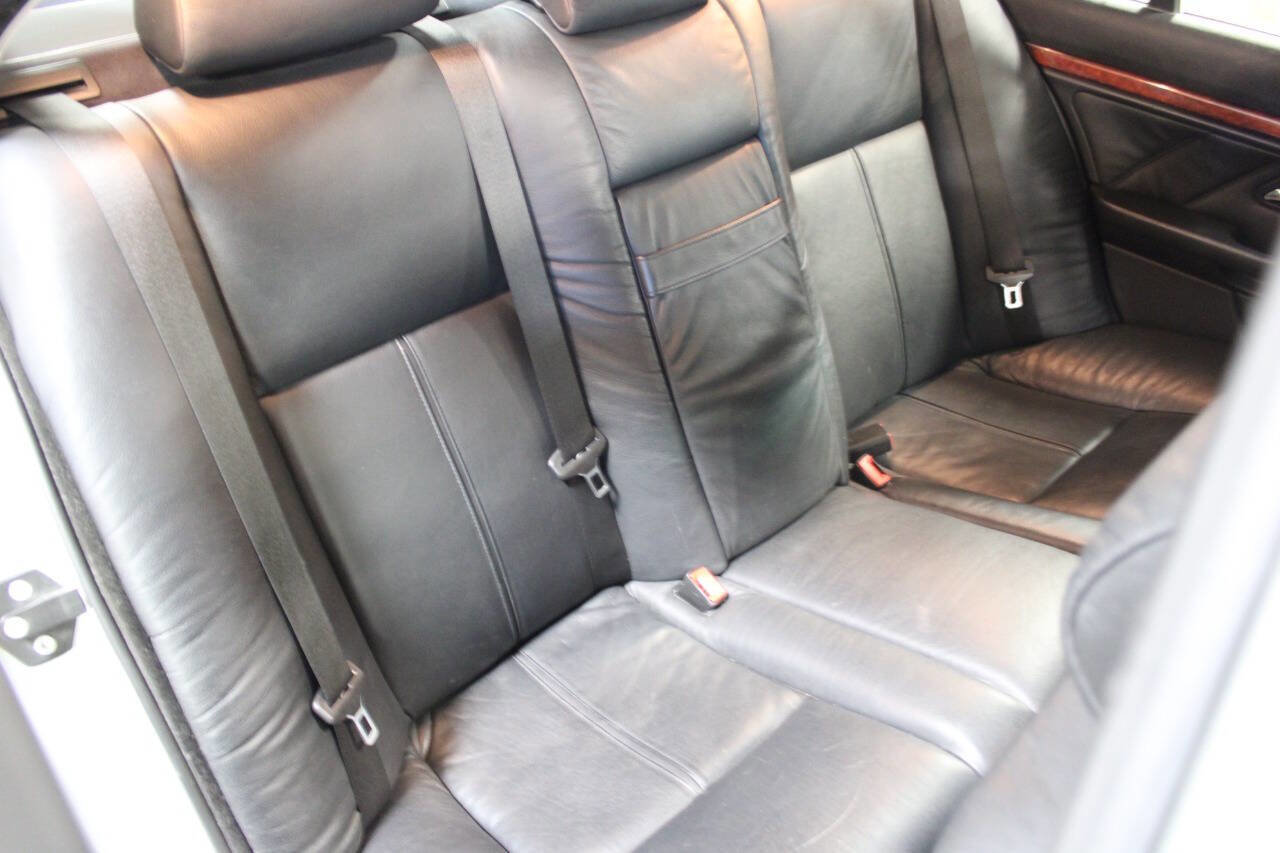 Used 2000 BMW 528i Sedan image 29