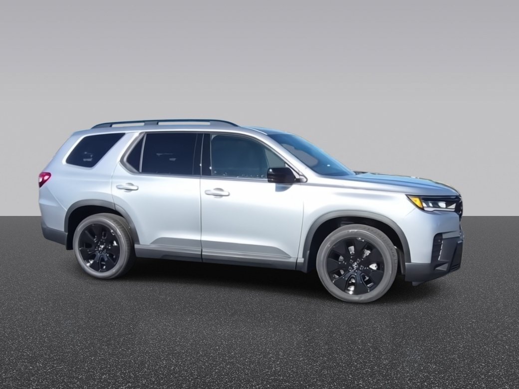 New 2026 Honda Pilot Black Edition image 9