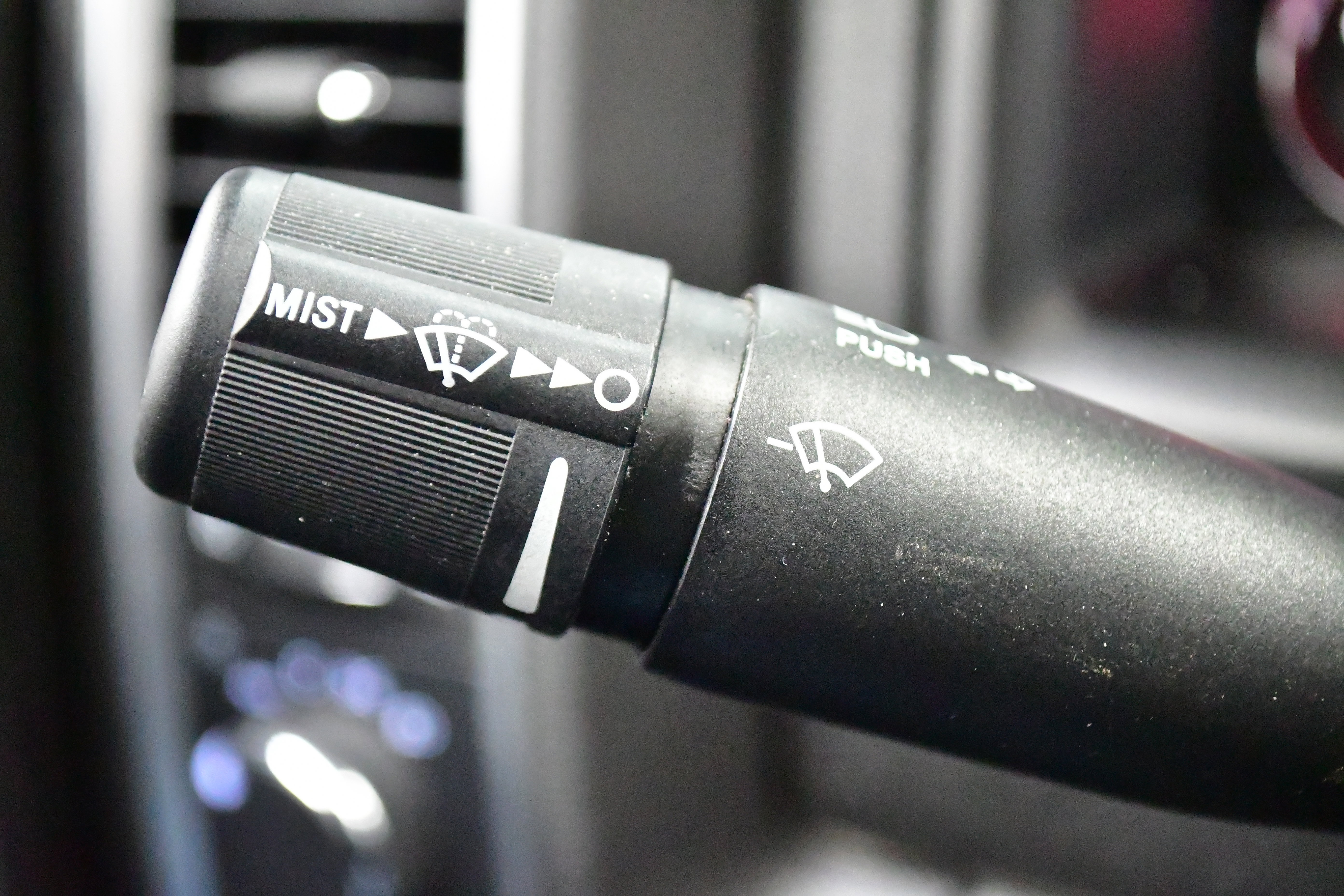 Used 2023 RAM 1500 Classic SLT w/ Trailer & Traction Group image 31