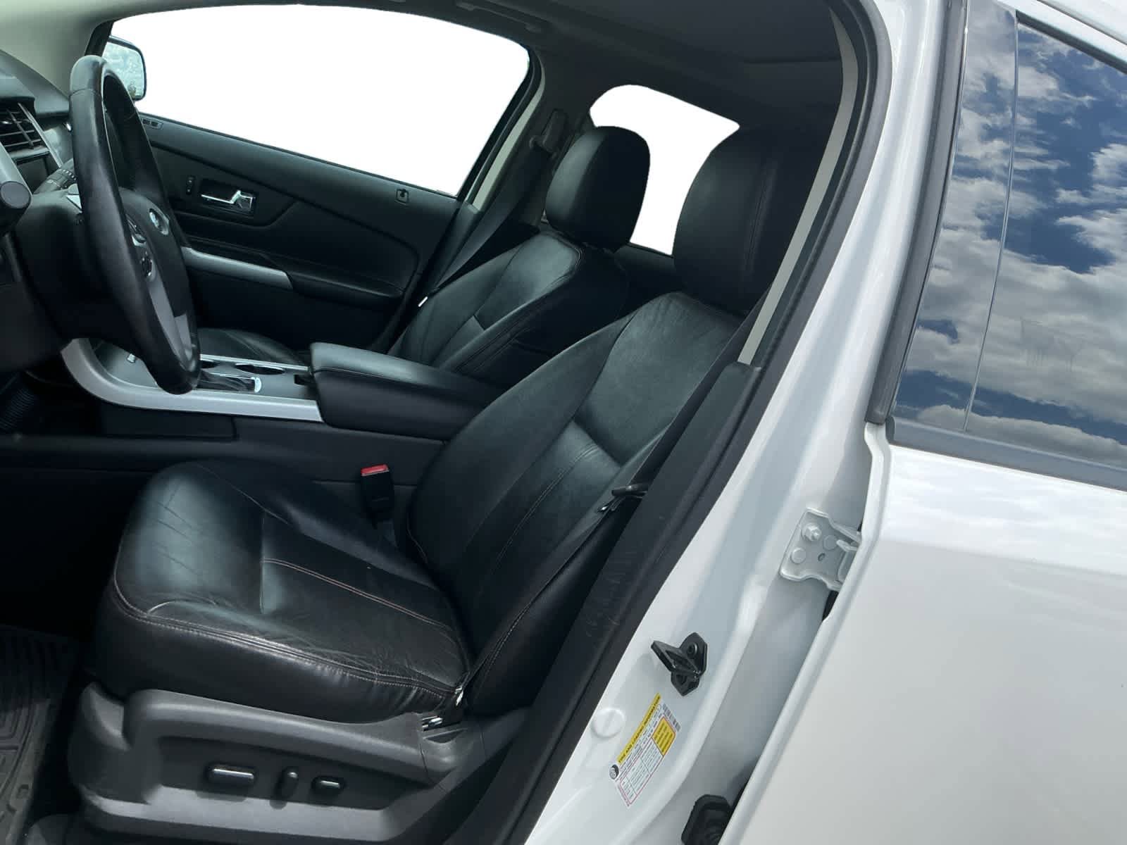 Used 2014 Ford Edge SEL w/ Equipment Group 205A AWD/4WD image 9