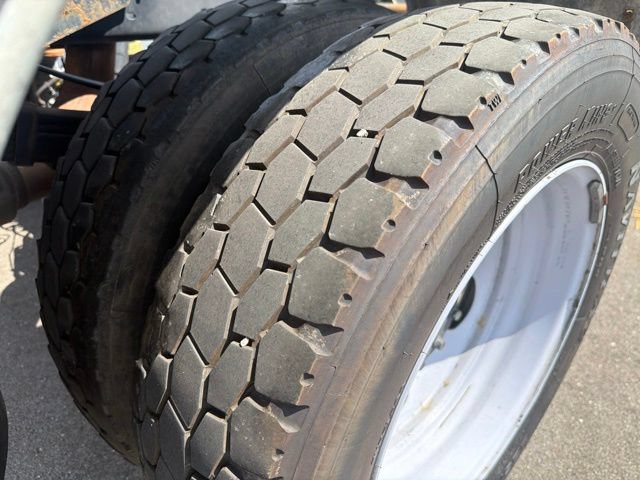 Used 2024 Ford F550 4x4 Crew Cab Super Duty image 9