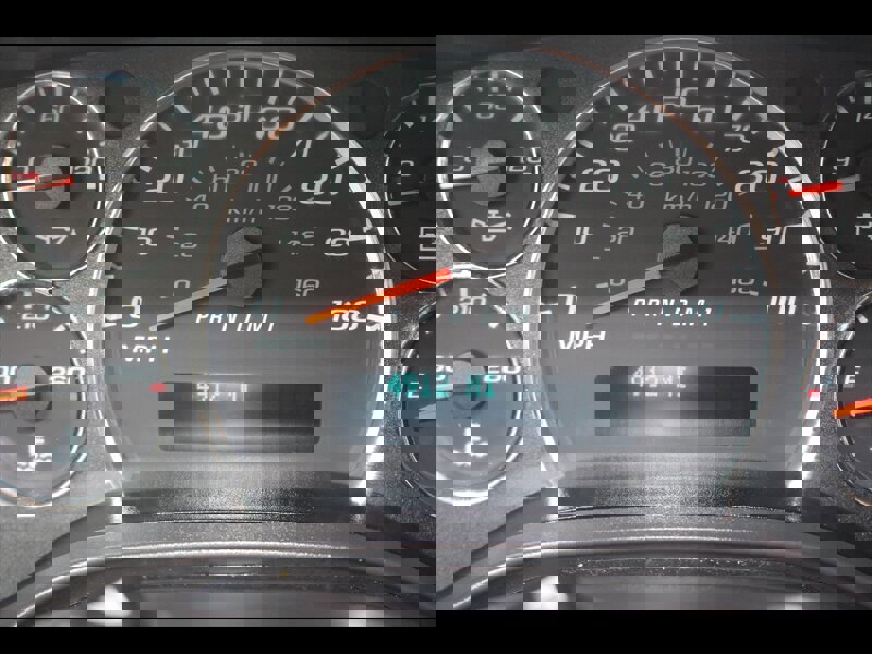 Used 2025 Chevrolet Express 3500 LS RWD image 30