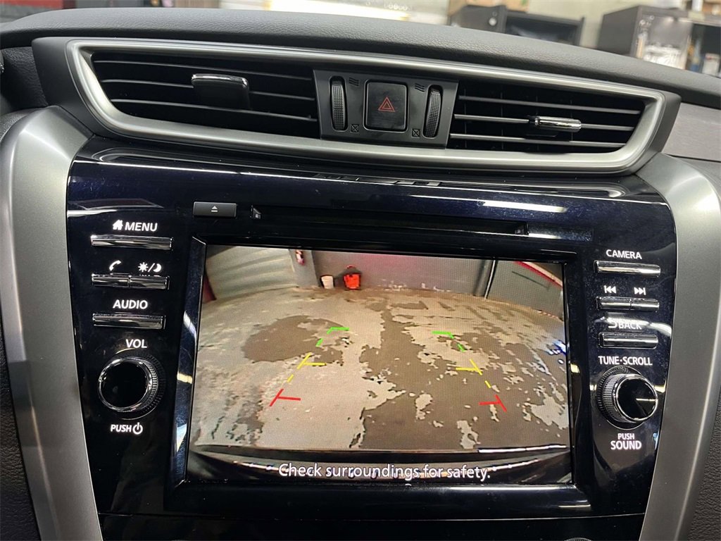 Used 2024 Nissan Murano SV image 19