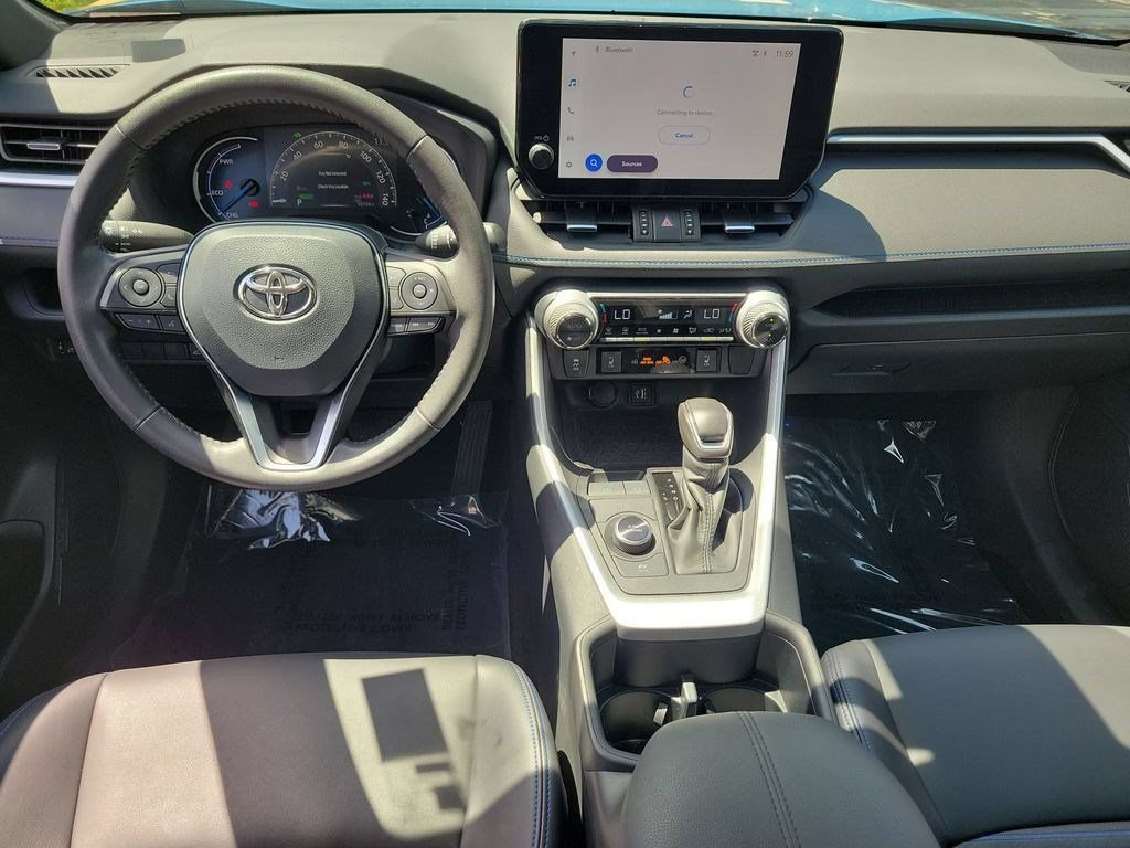 Certified 2025 Toyota RAV4 XSE AWD/4WD image 27