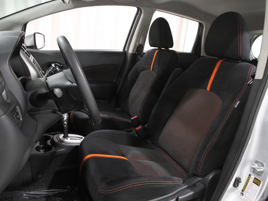 Used 2017 Nissan Versa Note SR image 5