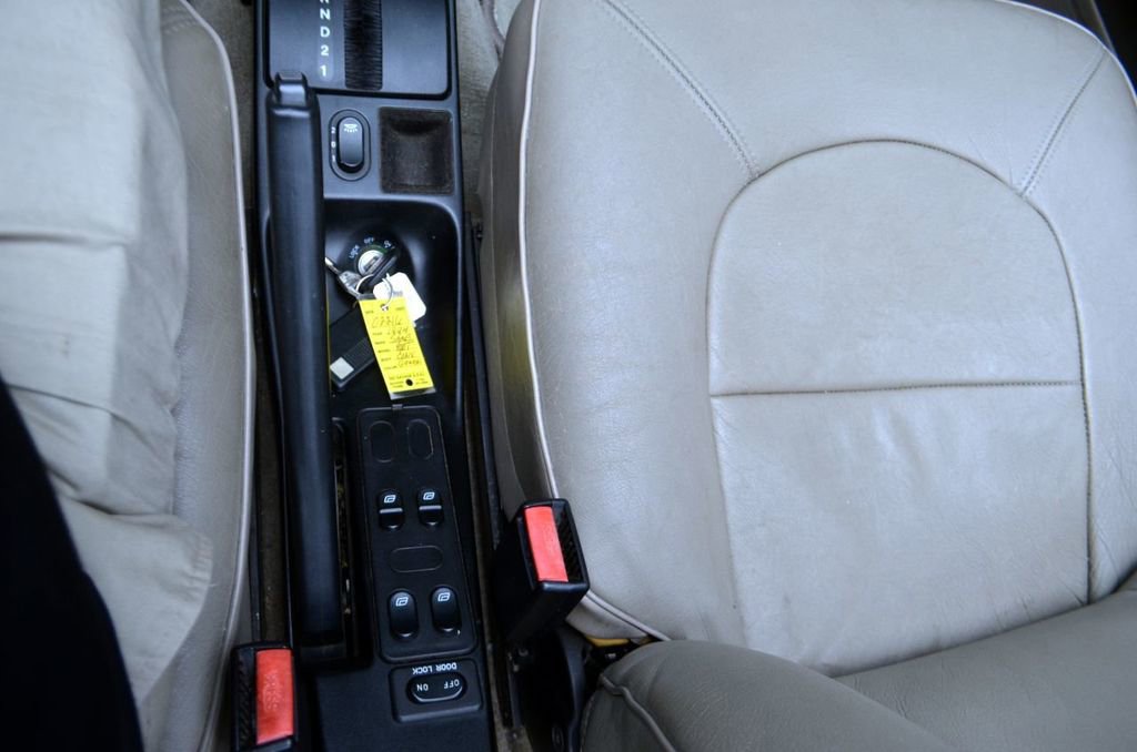 Used 1994 Saab 900 Turbo image 38