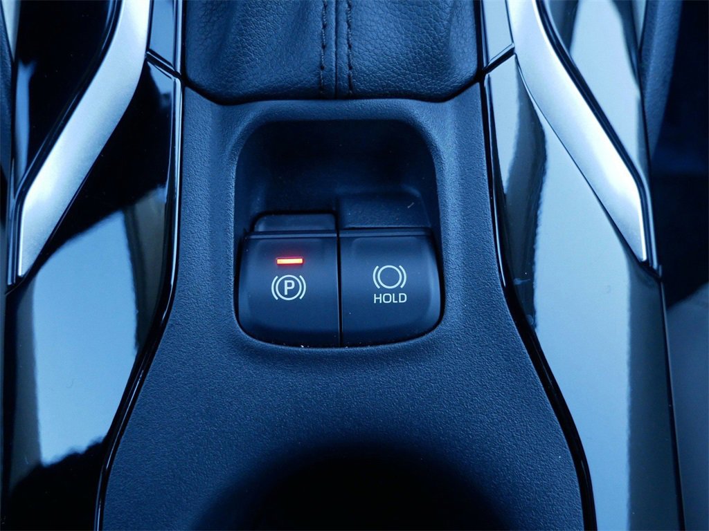 Used 2022 Toyota Corolla XLE image 23