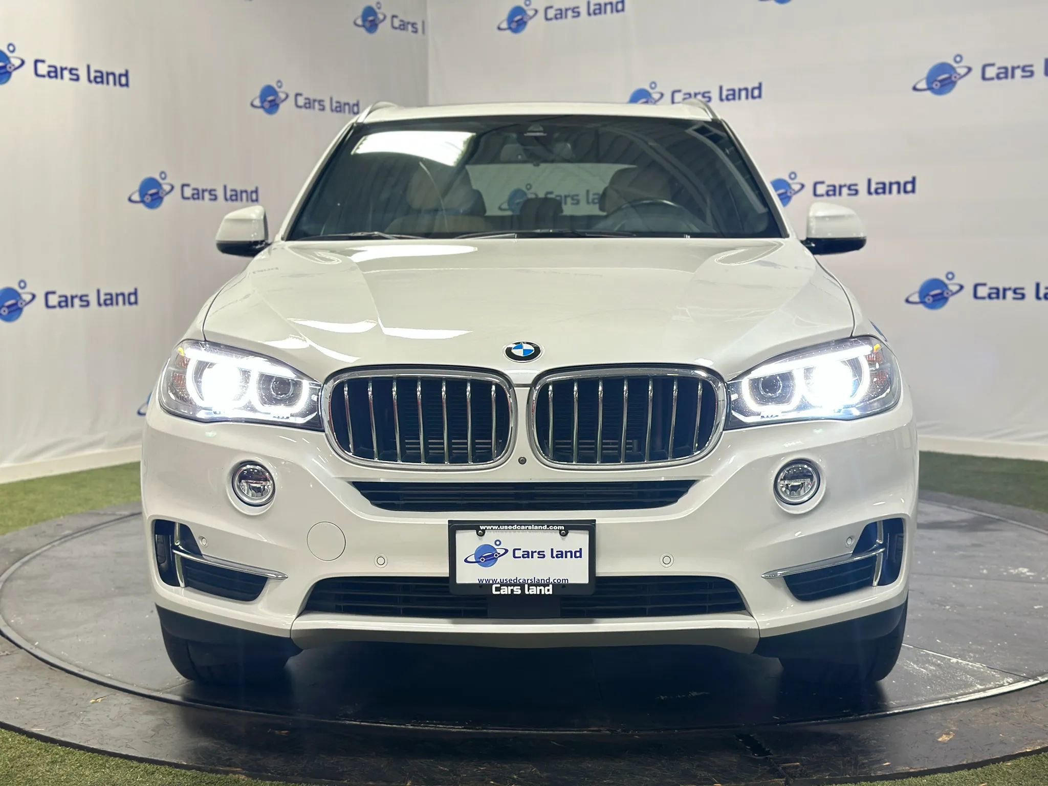 Used 2017 BMW X5 xDrive40e image 6