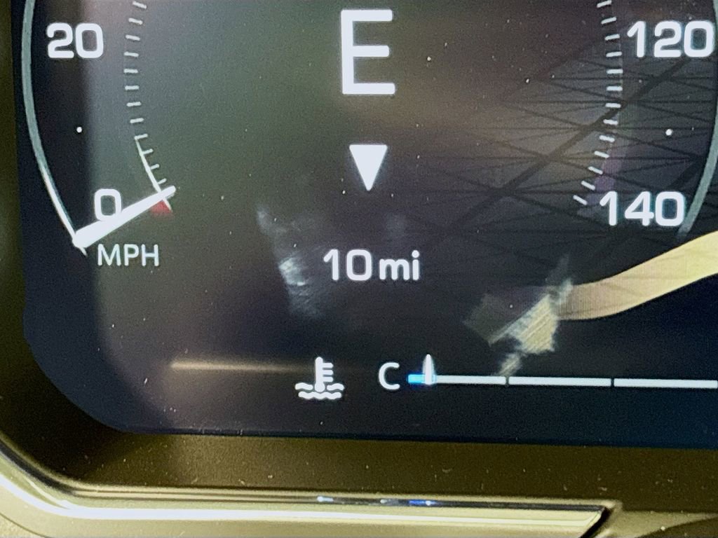 New 2026 GMC Sierra 2500 Denali Ultimate w/ LPO, Black Badging Package image 12