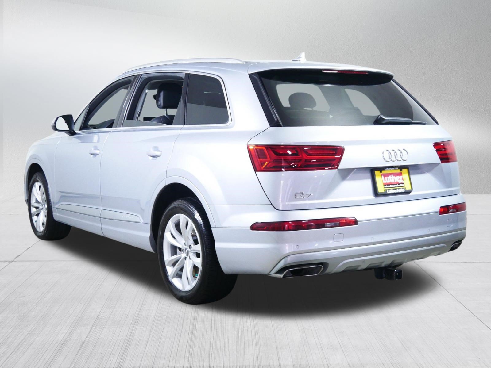 Used 2019 Audi Q7 3.0T Premium Plus AWD/4WD image 5