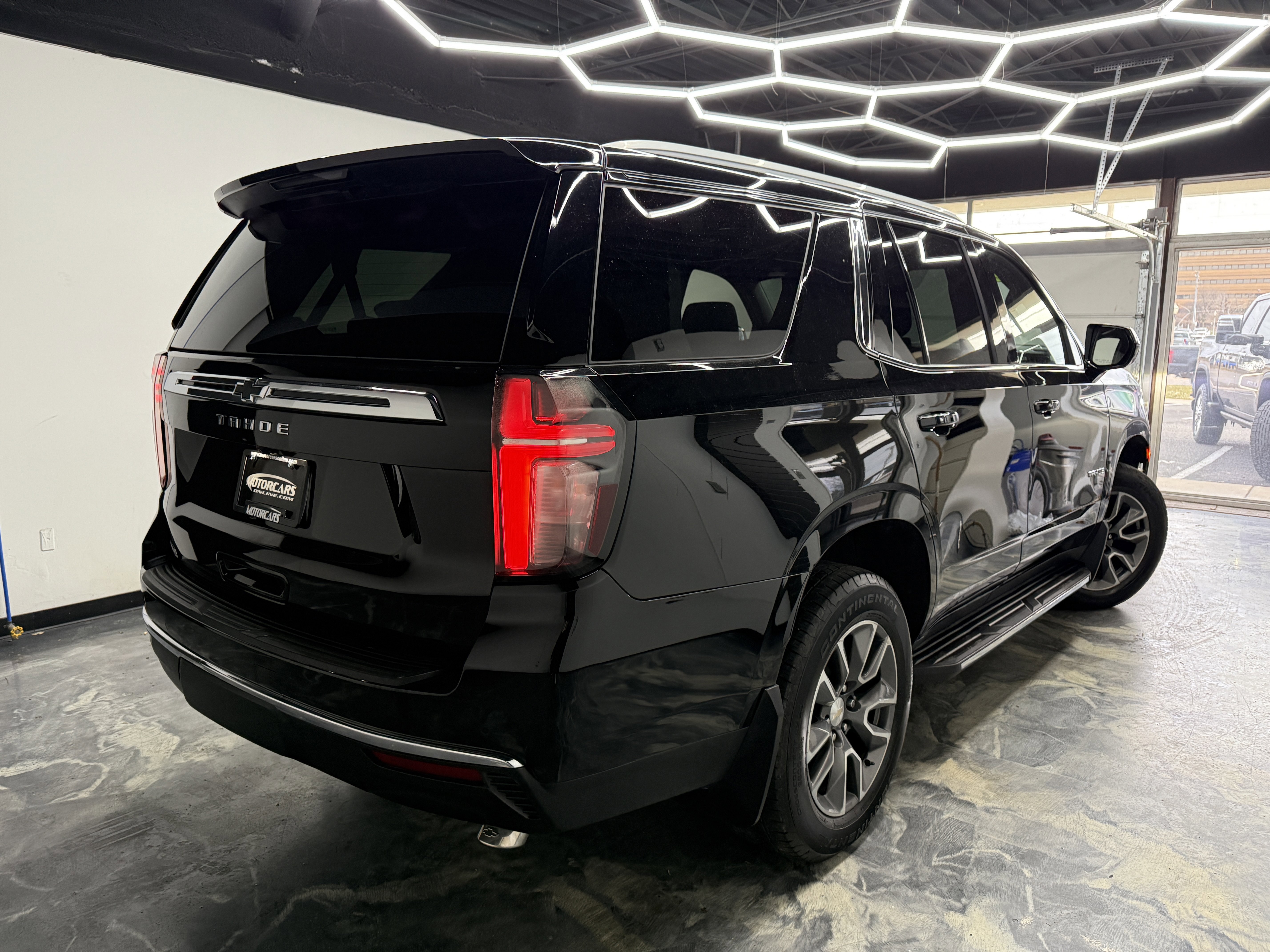 Used 2023 Chevrolet Tahoe LS image 6