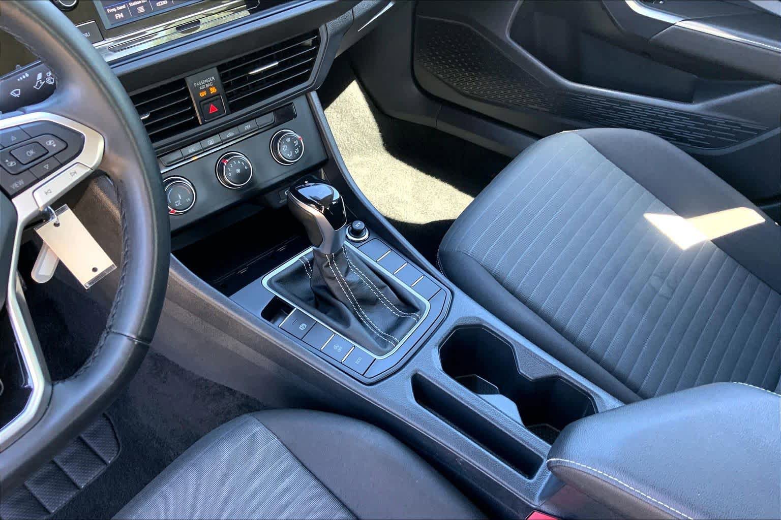 Used 2024 Volkswagen Jetta S FWD image 15