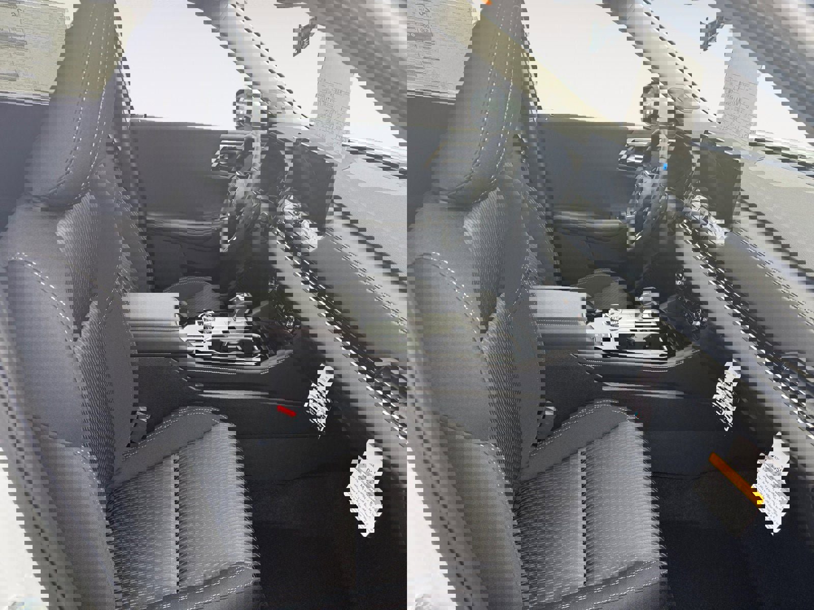 New 2025 Mitsubishi Outlander ES image 15