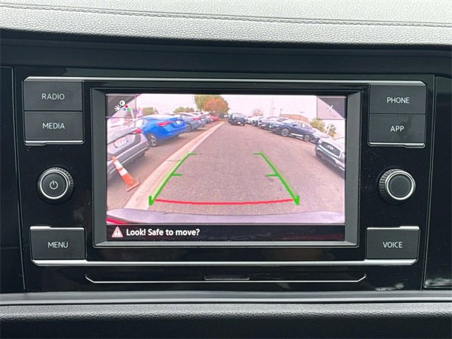 Used 2024 Volkswagen Jetta SE image 11