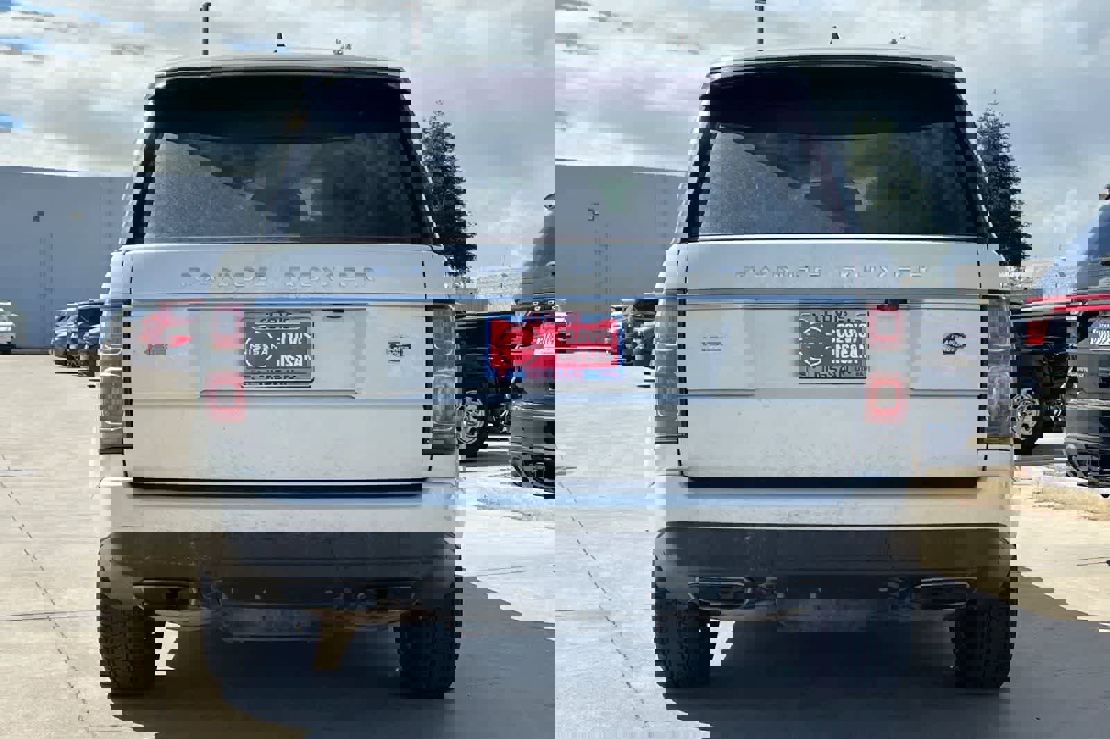 Used 2019 Land Rover Range Rover HSE image 8