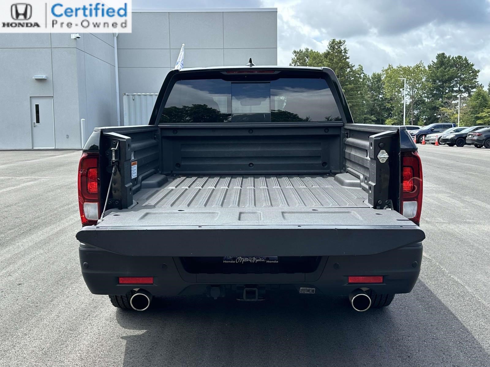 Certified 2024 Honda Ridgeline Black Edition image 8