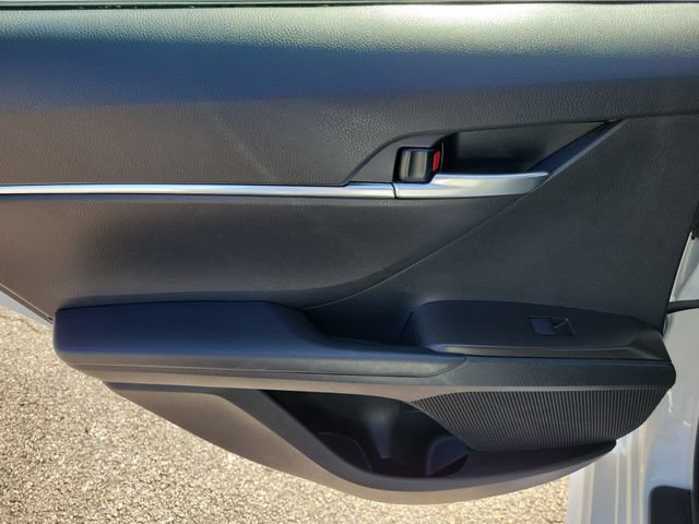 Used 2024 Toyota Camry SE w/ Convenience Package FWD image 14