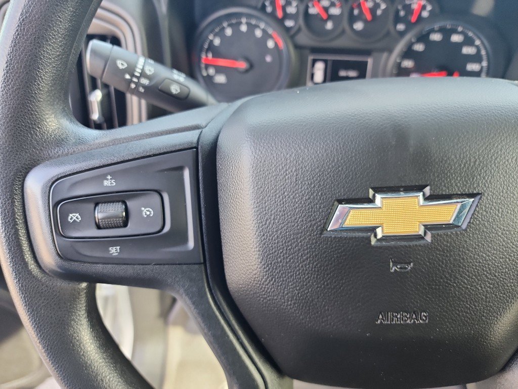 Used 2022 Chevrolet Silverado 2500 Custom w/ Custom Convenience Package image 16