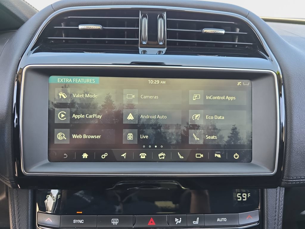 Used 2019 Jaguar F-PACE Prestige AWD/4WD image 24