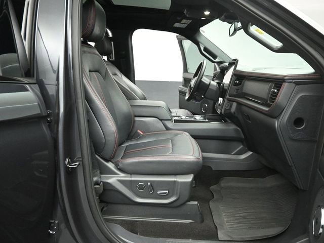 Used 2023 Ford Expedition Limited image 31